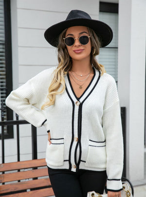 Color Matching Pocket V-neck Sweater