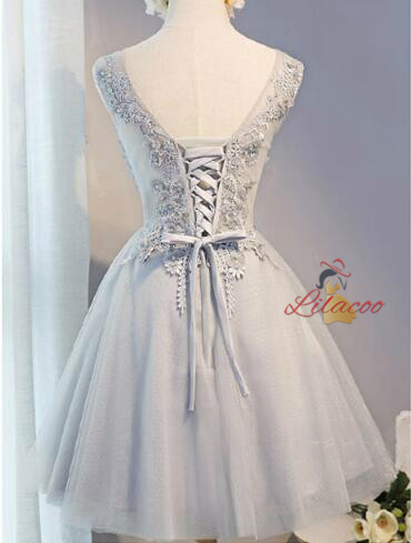 Gray V-neck Tulle Appliques Homecoming Dress