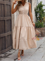 Solid Color V-neck Sleeveless Dress