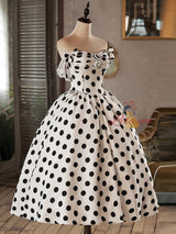 White Satin Wave Point Pleats Wedding Dress