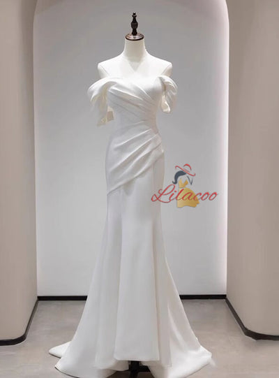 White Mermaid Satin Pleats Wedding Dress