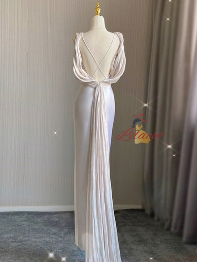 White V-neck Backless Pleats Wedding Dress