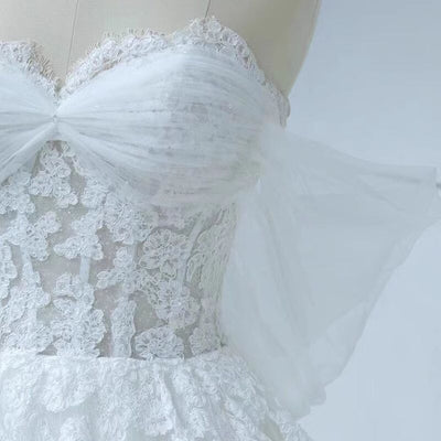 White Tulle Lace Appliques Sweetheart Wedding Dress