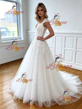 White Tulle Lace Appliques Wedding Dress