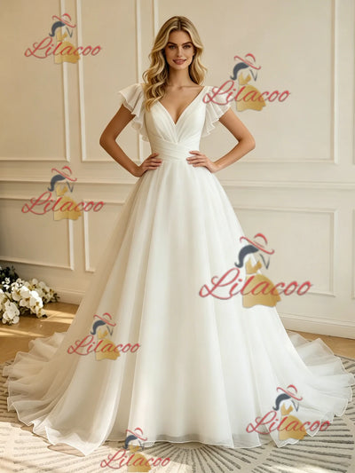 White Tulle V-neck Wedding Dres