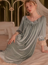 Solid Color Velvet Lace V-neck Loose Nightgown