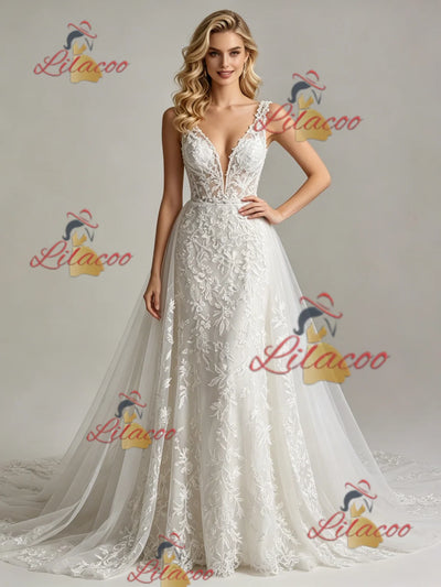 White Lace V-neck Wedding Dress