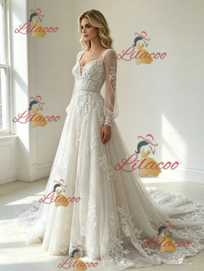 White Tulle Appliques Long Sleeve Wedding Dress
