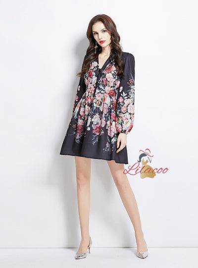 Retro V-neck and Breasted Long Sleeve Dress