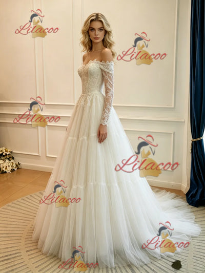 White Tulle Lace Long Sleeve Wedding Dress
