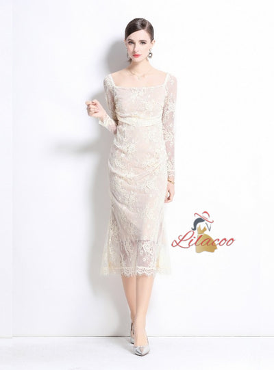 Wide Collar Elastic Pleated Dress