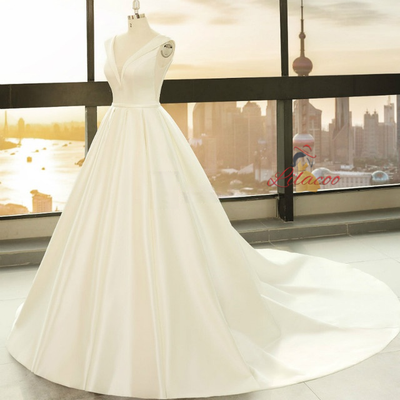 White Satin V-neck Backless Wedding Dress