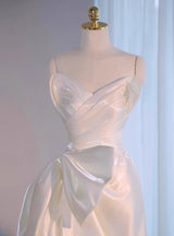 White Satin Pleats Bow Wedding Dress