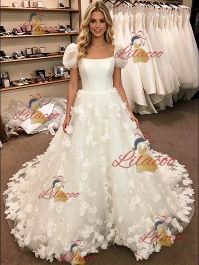 White Tulle Puff Sleeve Flower Wedding Dress