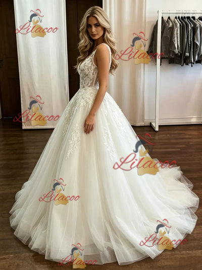 White Tulle Straps Appliques Wedding Dress