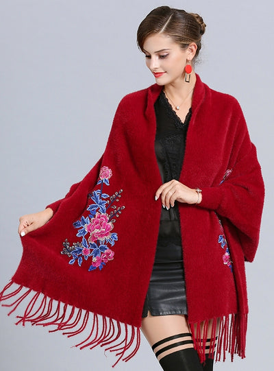 Loosely Embroidered Bat Sleeve Shawl Cloak