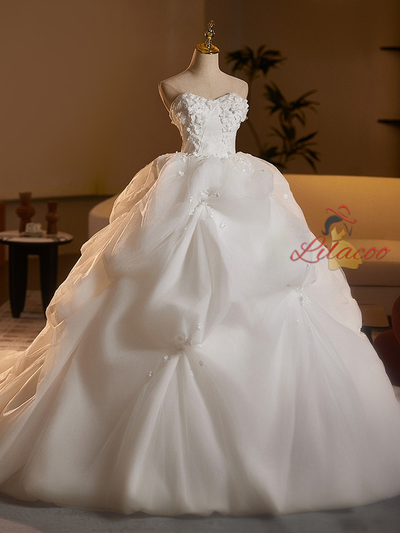 White Tulle Strapless 3D Flower Wedding Dress
