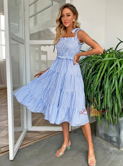 Women Stripe Strap Pleated Dress