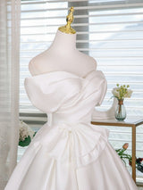 White Satin Pleats Bow Wedding Dress