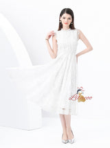 Lace Round Neck Sleeveless Slim Dress