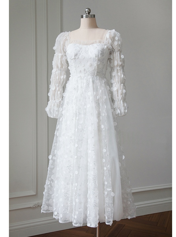 White Long-sleeved Slim Dress