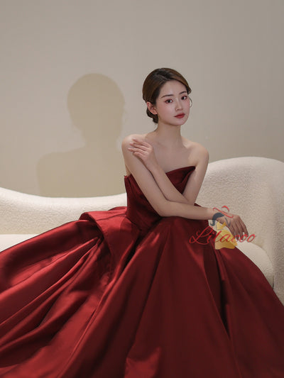 Burgundy Satin Strapless Pleats Prom Dress