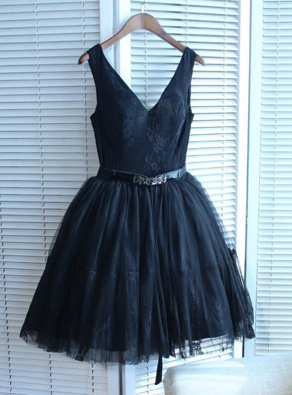 Black Lace V-neck Homecoming Dress