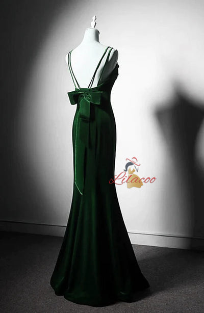Green Mermaid Velvet Straps Prom Dress