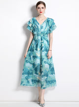 Flying Sleeve V-neck Pleated Holiday Dress