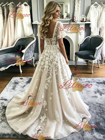 Tulle Square Neck Appliques Wedding Dress