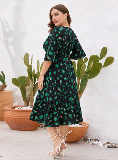 V-neck Short-sleeved Ruffled Printed Dress