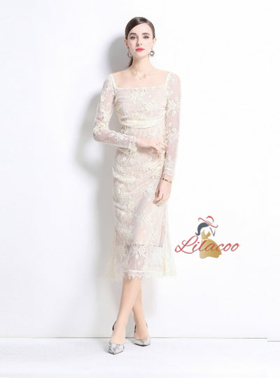 Wide Collar Elastic Pleated Dress