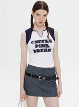 Short Letter Printed V-neck Sleeveless Top