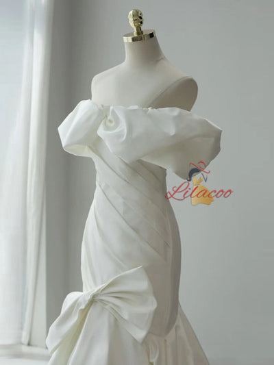 White Mermaid Satin Pleats Wedding Dress With Bow