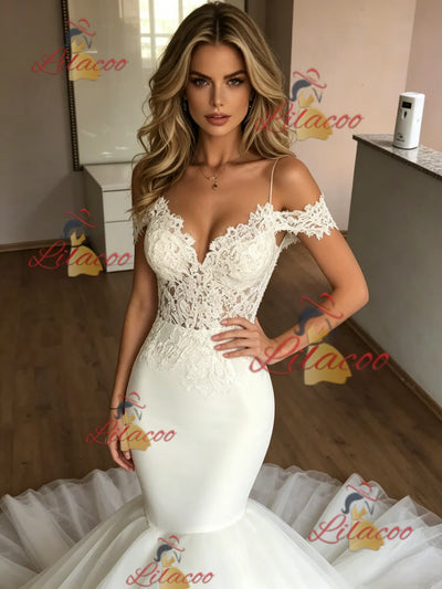 White Mermaid Tulle Spaghetti Straps Lace Wedding Dress
