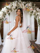 White Tulle V-neck Lace Wedding Dress