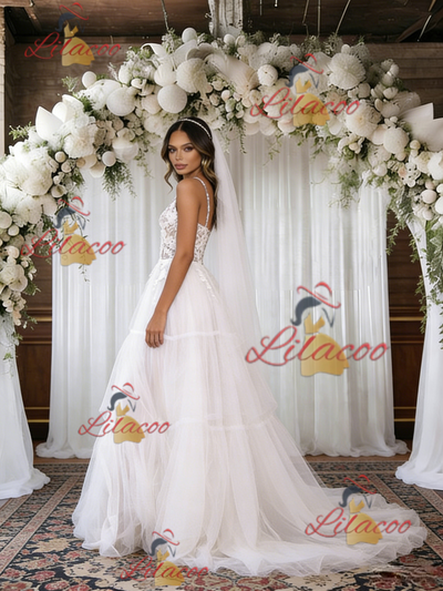 White Tulle V-neck Lace Wedding Dress