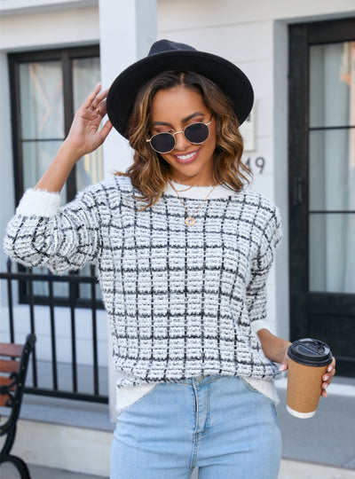 Spliced Round Neck Knitted Plush Top