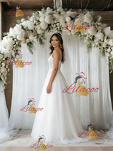 White Tulle Lace V-neck Wedding Dress