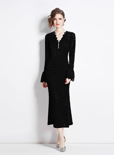 Horn Long Sleeve V-neck Lace Dress