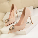 Retro Metal Buckle Pointed Head Shoes