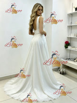 White Chiffon V-neck Pleats Wedding Dress
