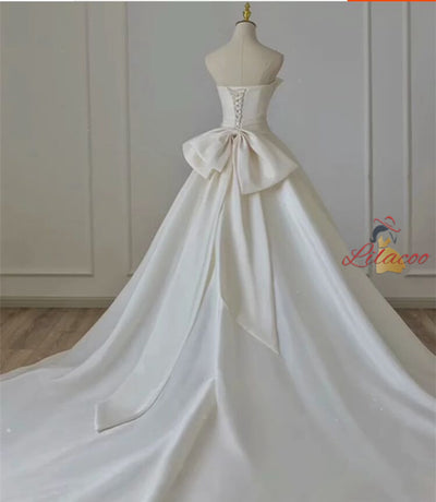 Ivory White Satin Strapless Pleats Wedding Dress