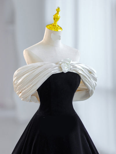 Black Velvet Off the Shoulder Short Prom Dress