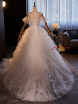 White Tulle Spaghetti Straps Appliques Wedding Dress