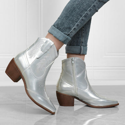 Embroidered Retro Thick Heel Knight Booties