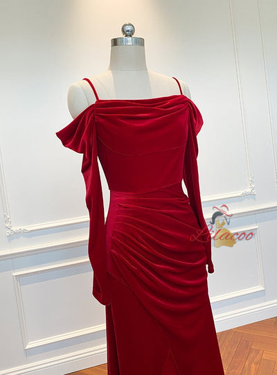 Red Velvet Long Sleeve Pleats Prom Dress