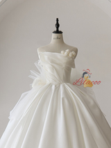 White Tulle Satin Strapless Pleats Wedding Dress