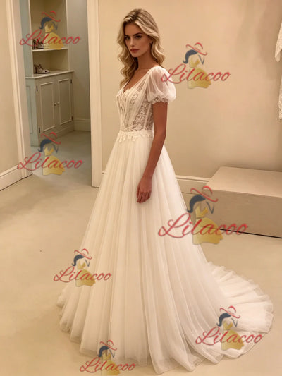 White Tulle Puff Sleeve Appliques Wedding Dress