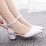 4 cm Low-heeled Pointed Sandals